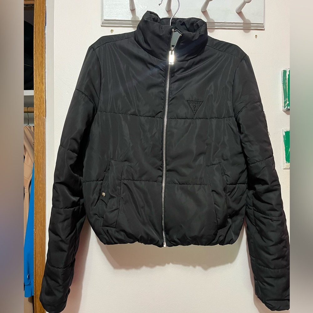 GUESS cropped puffer jacket
